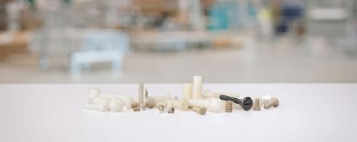 Šrouby a závitové tyče